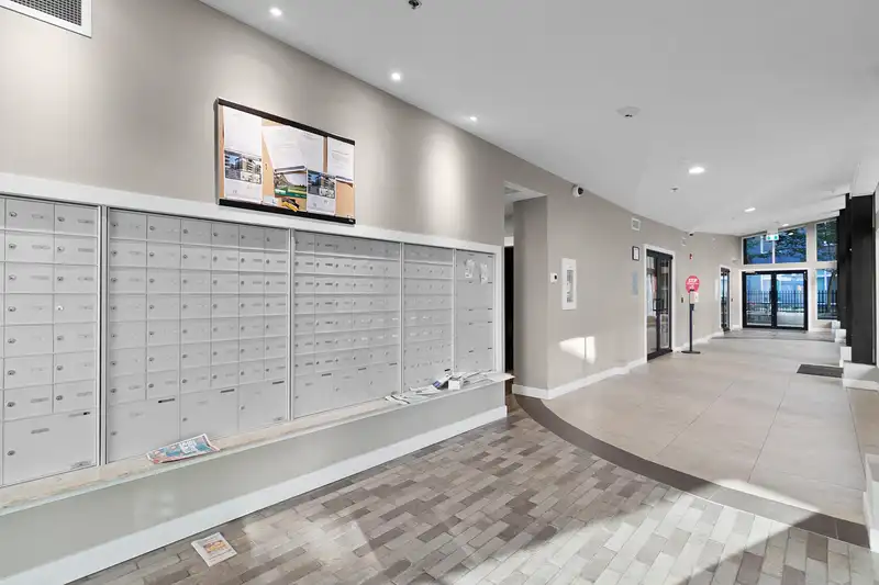 612 11077 RAVINE ROAD - photo 4 of 29