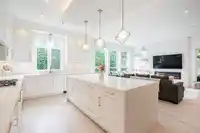 9879 LYNCEAN DRIVE - thumbnail 12