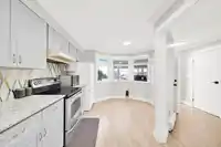 2 7560 138 STREET - thumbnail 3