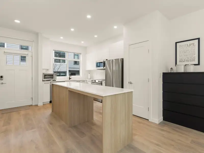 78 15235 SITKA DRIVE - photo 4 of 40