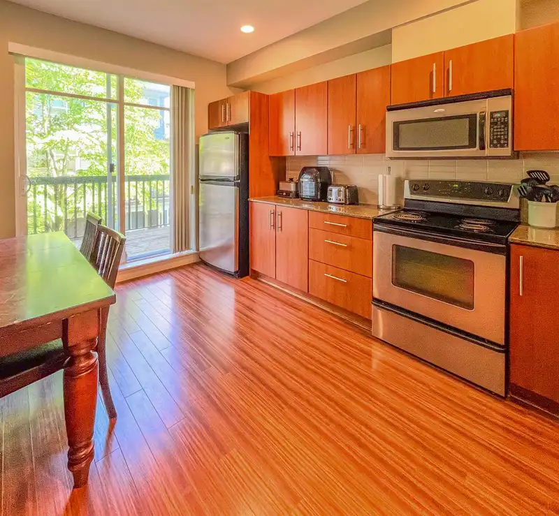 32 7088 191 STREET - photo 4 of 38