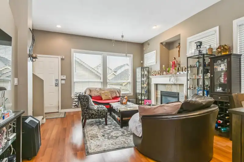6680 193A STREET - photo 3 of 32