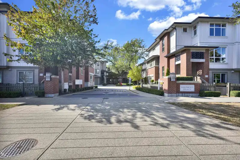 15 8355 164 STREET - photo 1 of 40