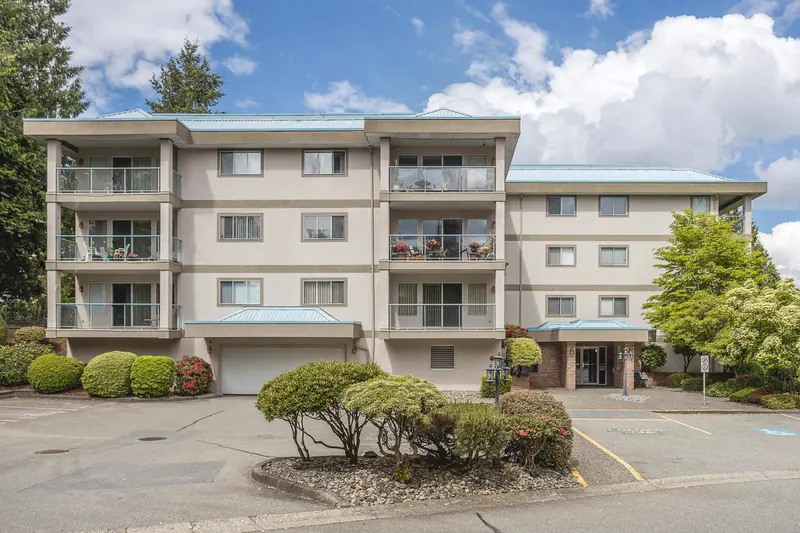 215 33090 GEORGE FERGUSON WAY - photo 4 of 25