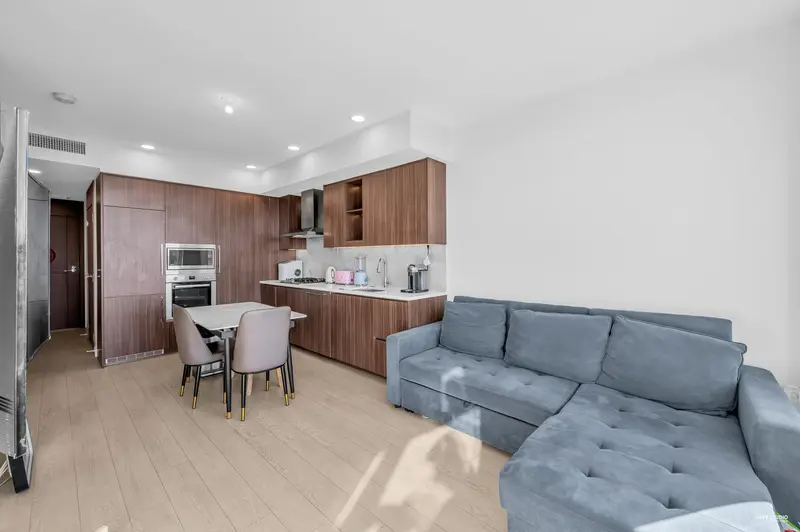 1018 3300 KETCHESON ROAD - photo 4 of 25