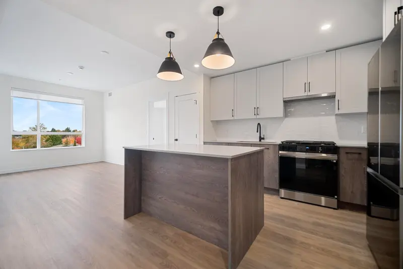 503 27215 ALDERGROVE TOWN CENTRE DRIVE - photo 3 of 25