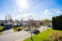 6031 189A STREET - thumbnail 17