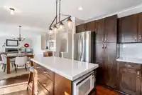 6031 189A STREET - thumbnail 9