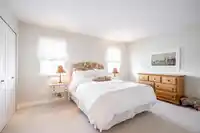 6031 189A STREET - thumbnail 10