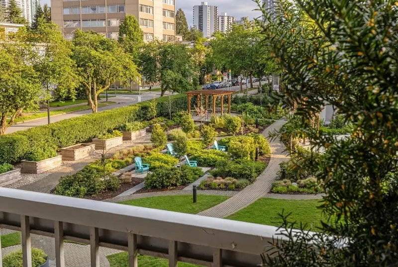 406 1740 COMOX STREET - photo 3 of 25