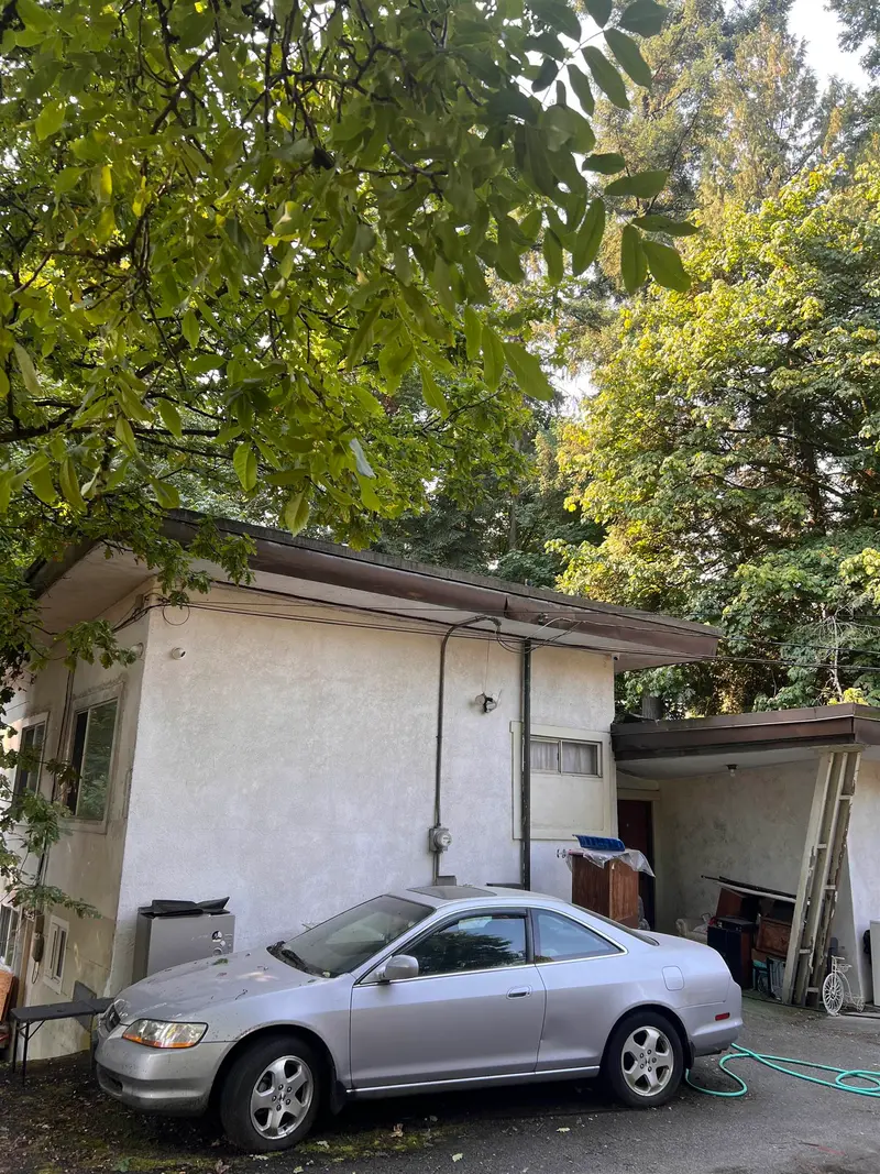 1320 AUSTIN AVENUE - photo 2 of 8