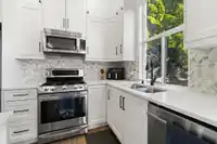 16476 60A AVENUE - thumbnail 10