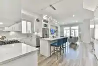 7428 196 STREET - thumbnail 2