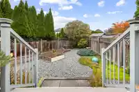 8470 166A STREET - thumbnail 36