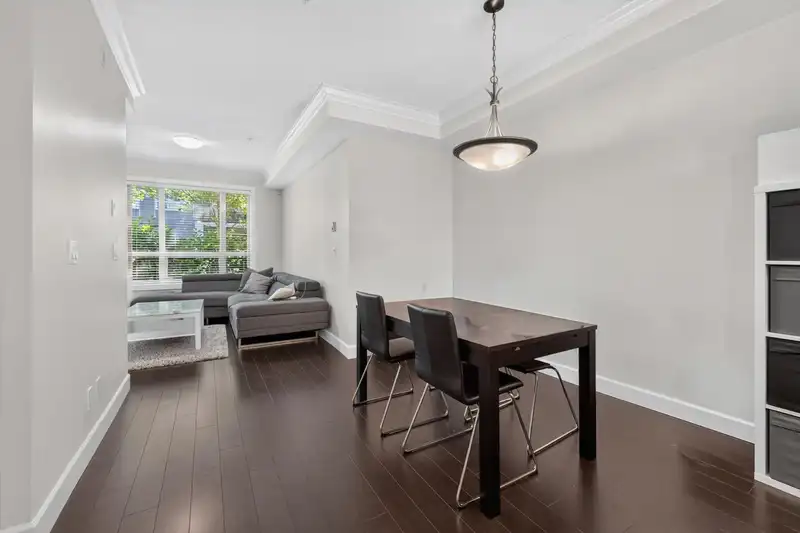 218 13897 FRASER HIGHWAY - photo 2 of 25