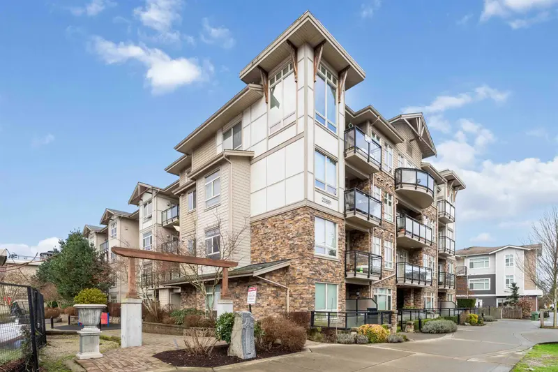 216 20861 83 AVENUE - photo 1 of 25