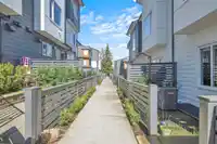 31 9652 162A STREET - thumbnail 3