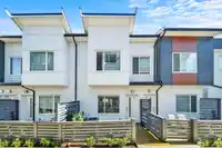 31 9652 162A STREET - thumbnail 5