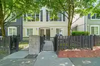 9 19180 65 AVENUE - thumbnail 1