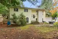 7048 140A STREET - thumbnail 7