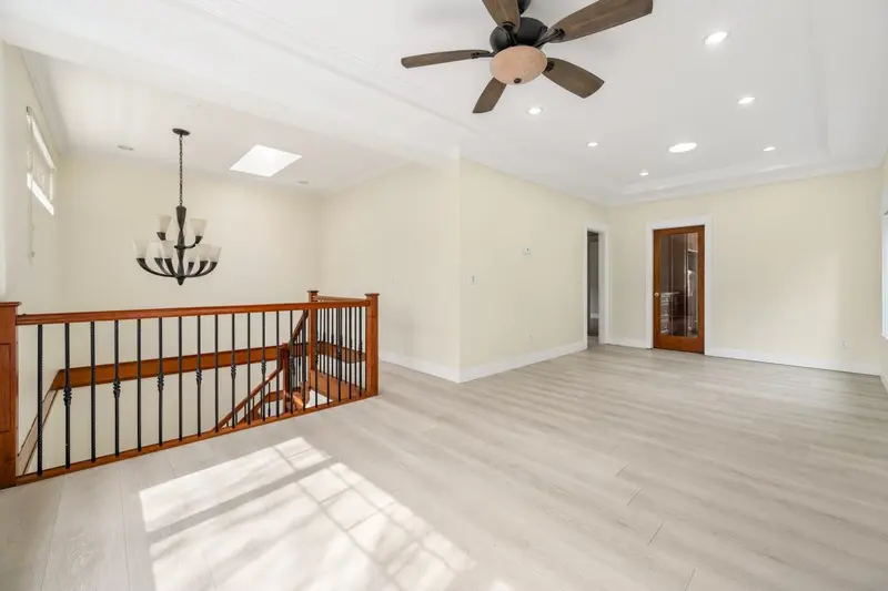 11215 WILLIAMS ROAD - photo 4 of 23