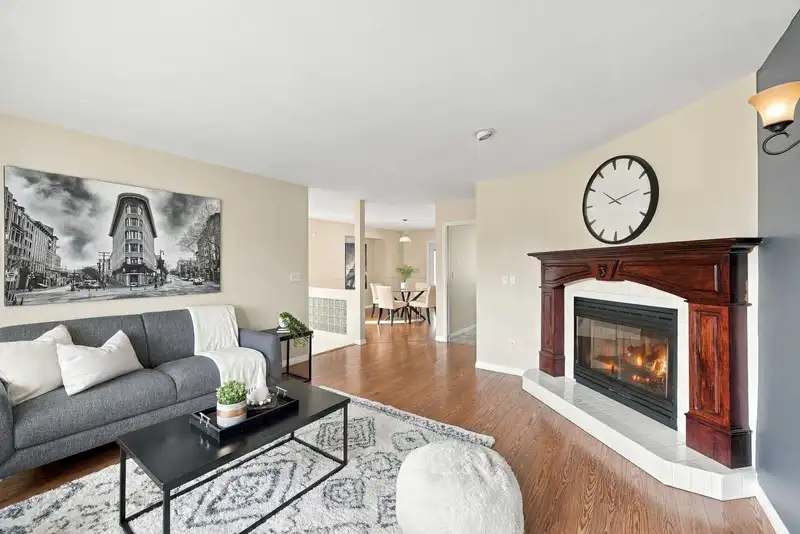 6375 187A STREET - photo 4 of 25