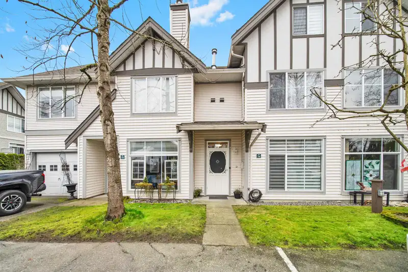 74 6465 184A STREET - photo 2 of 30