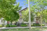 7 19560 68 AVENUE - thumbnail 2