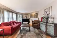 30 15860 82 AVENUE - thumbnail 4