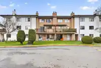 205 7139 133A STREET - thumbnail 3