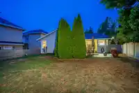 8640 148A STREET - thumbnail 28