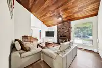 6497 131A STREET - thumbnail 12