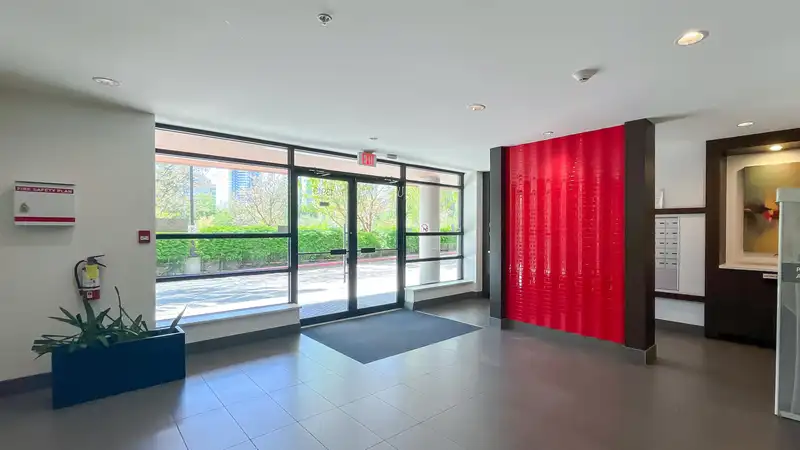 212 13919 FRASER HIGHWAY - photo 3 of 31