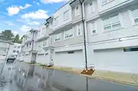 11 8181 135A STREET - thumbnail 4