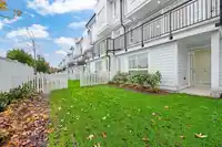 11 8181 135A STREET - thumbnail 32