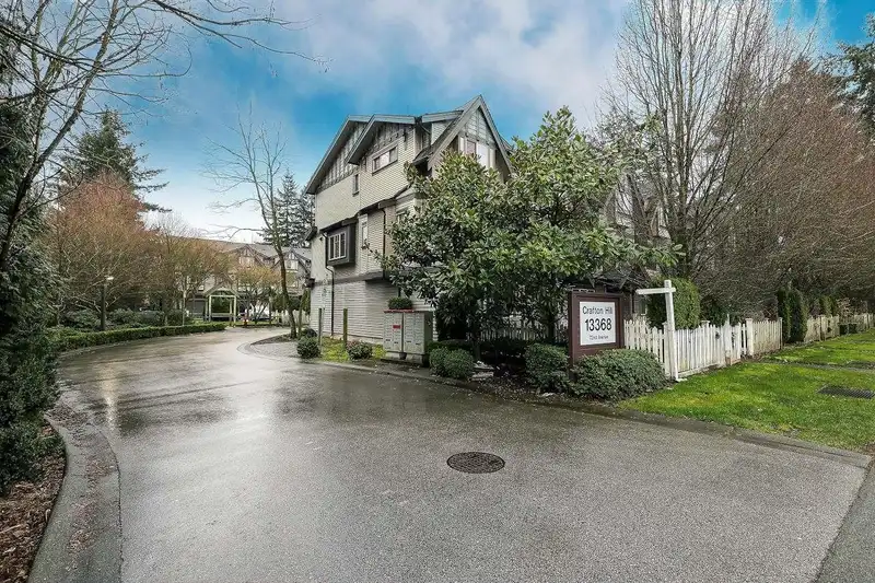 115 13368 72 AVENUE - photo 2 of 33