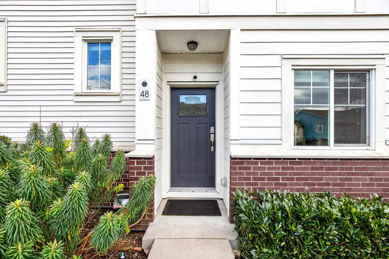 48 11272 240 STREET - photo 3 of 25