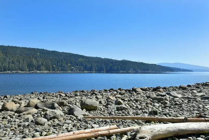 7638 EUREKA AVENUE - photo 4 of 25