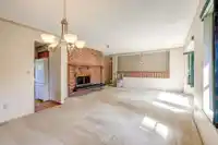 9469 148A STREET - thumbnail 3