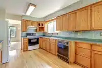 9469 148A STREET - thumbnail 9