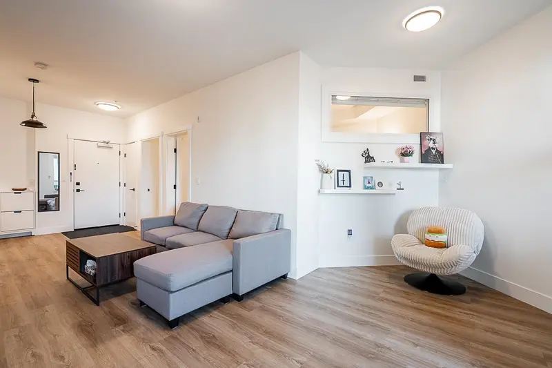 1608 2180 KELLY AVENUE - photo 4 of 25