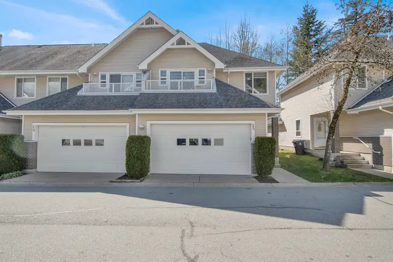 25 13918 58 AVENUE - photo 2 of 25