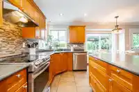 6909 182B STREET - thumbnail 12