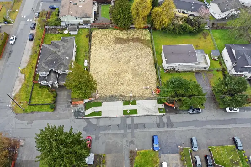 9278 125 STREET - photo 4 of 4