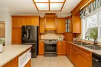 6348 186A STREET - thumbnail 11