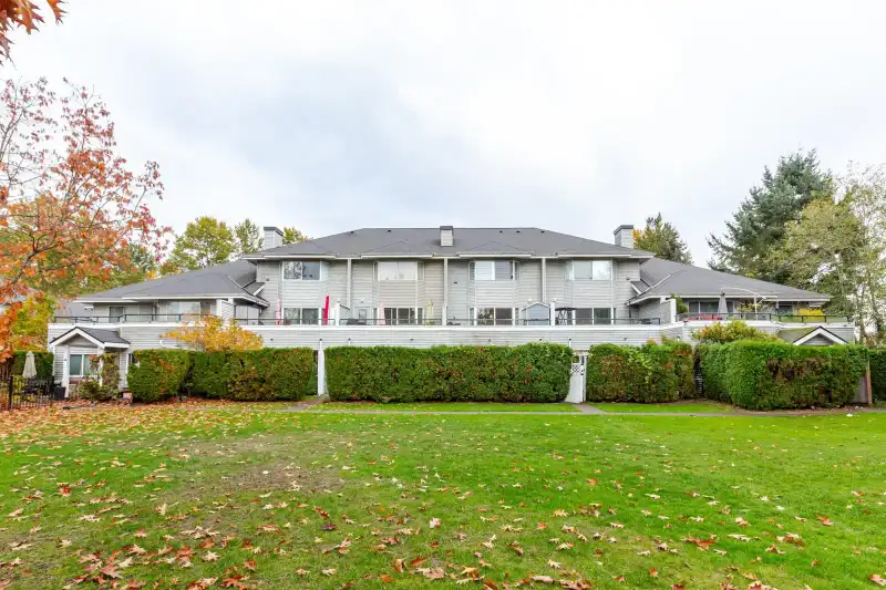 3 13660 84 AVENUE - photo 1 of 25