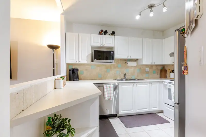 3 13660 84 AVENUE - photo 4 of 25