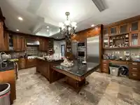 8481 171 STREET - thumbnail 10