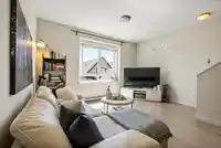 14 14555 68 AVENUE - thumbnail 5