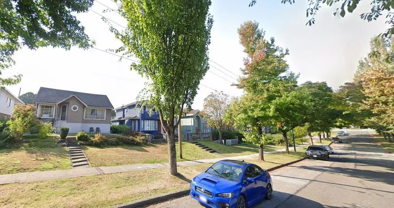 2772 E 5TH AVENUE - photo 3 of 11